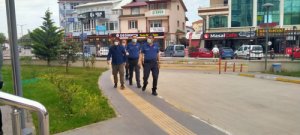 Boşanma aşamasındaki adam davalık olan evini benzin dökerek ateşe verdi