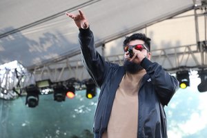 Konserde sürpriz evlilik teklifi 