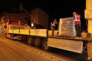 Manavgat’a yardım tırı yola çıktı