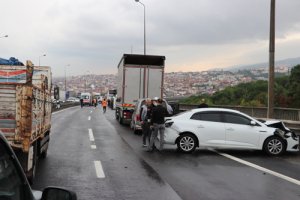 Zincirleme kazanın kilitlediği TEM Otoyolu havadan görüntülendi