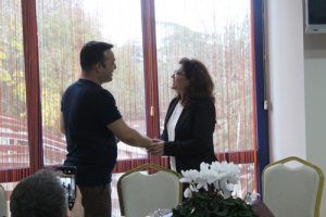 Öğrencileriyle 30 yıl sonra tekrar buluştu