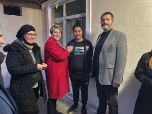 İYİ Parti İzmit Mahalle Ziyaretlerine Devam Ediyor