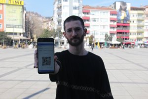 Bu yüzden bilet ücretini ödediği konsere alınmadı