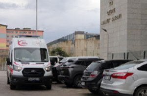  Canice katledilen Ayşegül'ün duruşması savaş alanına döndü