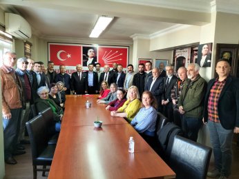 Sarıbay, 14 Mayıs gecesi ülkeyi ayrıştıran bu zihniyete son vereceğiz