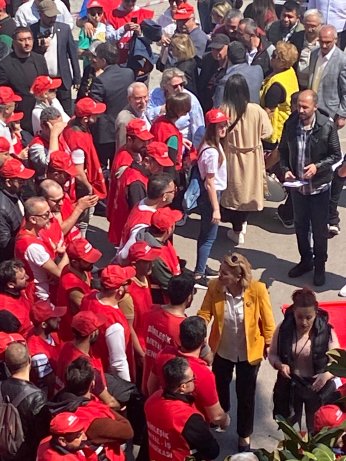 İzmit'te 1 Mayıs coşkusu