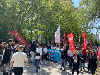 İzmit'te 1 Mayıs coşkusu