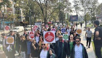 Kocaeli Baro Başkanı Mehmet Gül 'avukatların derinleşen sorunlarının çözümlendiği bir adli yıl istiyoruz'