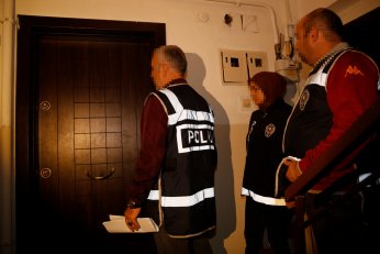 Aranan 16 kişi yakalandı
