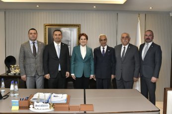 Azmi Cihat Hatipoğlu İYİ Parti'ye katıldı