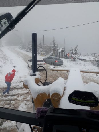 Büyükşehir A Takımı ekiplerinin kar mesaisi