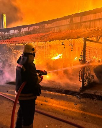 8 saatlik çalışma ile söndürüldü