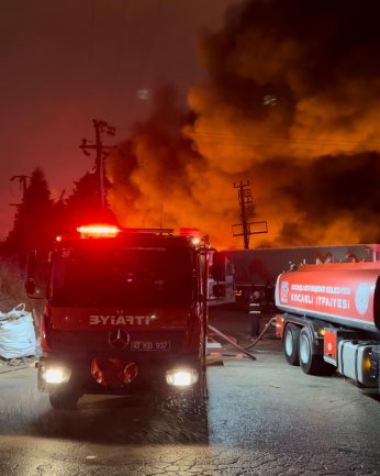 8 saatlik çalışma ile söndürüldü