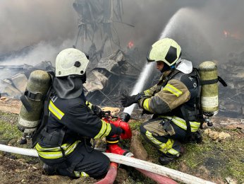 8 saatlik çalışma ile söndürüldü