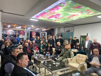 Yarımcalılar Azmi hoca ve İYİ partilileri kalabalık şekilde karşıladı