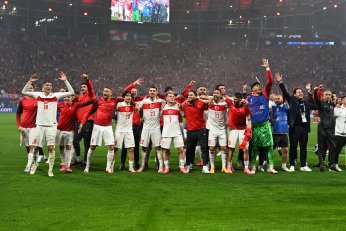 Türk'e Durmak Yaraşmaz! Çeyrek Finaldeyiz!