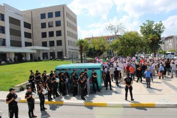 Kandıralılar Çöp tesisi için ayaklandı