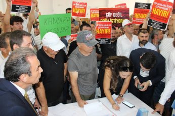 Kandıralılar Çöp tesisi için ayaklandı