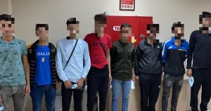 TEM'de durdurulan otomobilden 7 düzensiz göçmen çıktı