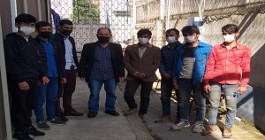 2 otomobilde 8 düzensiz göçmen yakalandı