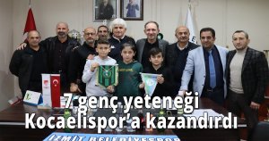 İzmit Belediyespor 7 genç yeteneği Kocaelispor’a kazandırdı