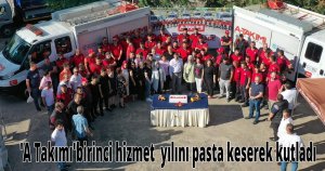 'A Takımı'birinci hizmet  yılını pasta keserek kutladı