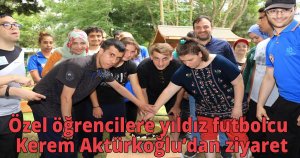 Özel öğrencilere yıldız futbolcu Kerem Aktürkoğlu’dan ziyaret