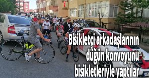 Bisikletli düğün konvoyu