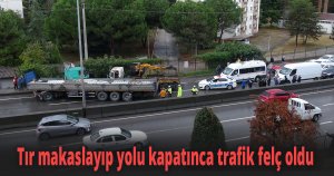 Tır makaslayıp yolu kapatınca trafik felç oldu