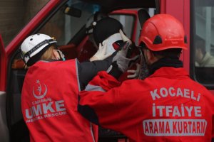 Büyükşehir’den 12.500 kişilik deprem tatbikatı