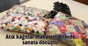    Atık kağıtlar maharetli ellerde sanata dönüştü