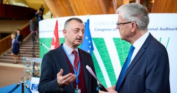 Büyükakın: Afetlerin siyaset üstü boyutu vardır