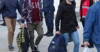  21 düzensiz göçmen sınır dışı edildi