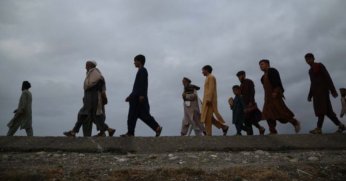 96 Düzensiz Göçmen Sınır Dışı Edildi