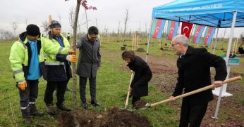 Haydar Aliyev’in anısına 100 fidan