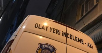 Emekli polis aracında ölü bulundu