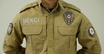 Bekçi, dehşet saçtı