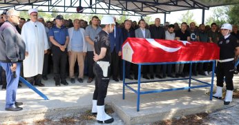 Polis memuru son yolculuğuna uğurlandı