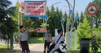 Yayaya özel alanlarda motosiklet kullanımına geçit yok