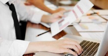 Emekliler Açlık Sınırının Altında Yaşam Mücadelesi Veriyor! 