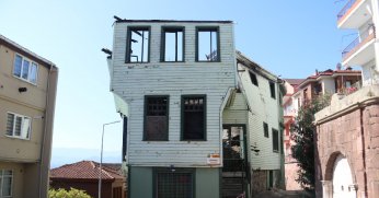 Tarihi Kortel Konağı yeniden yükseliyor