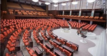 CHP, Meclis'i olağanüstü toplantıya çağıracak