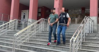 Azılı dolandırıcı yakalandı!