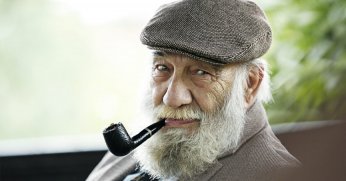 Ünlü aktör Yılmaz Gruda hayatını kaybetti