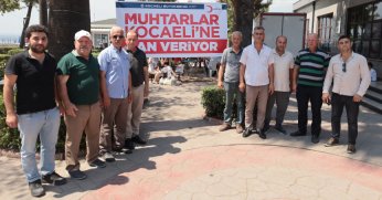 Kocaeli’de muhtarlardan Kızılay’a kan bağışı 