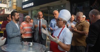 KOVİAD’dan Vatandaşlara Aşure İkramı 