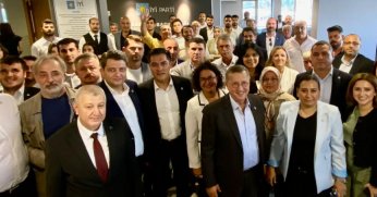 İYİ Partili Buğra Kavuncu, Kocaeli İl Teşkilatını ziyaret etti