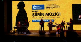 Sezai Karakoç muhteşem bir gecede şiirleriyle anıldı