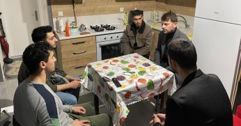 İYİ Gençlik üniversitelileri ziyaret etmeye devam ediyor