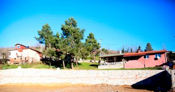 Eşme Ahmediye’ye futbol sahası